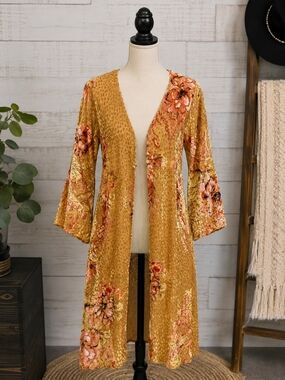 Angie Brand Women's Gold Floral Velvet Open Front Duster